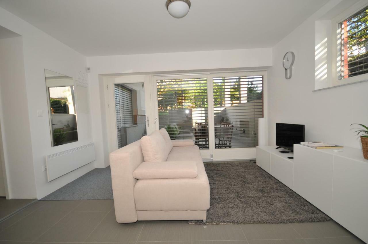 לובליאנה Atrium Flat In The Villa מראה חיצוני תמונה